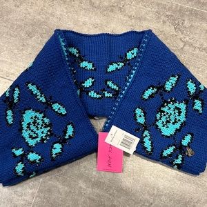 Betsey Johnson Blue Rose Infinity Circle Scarf NWT